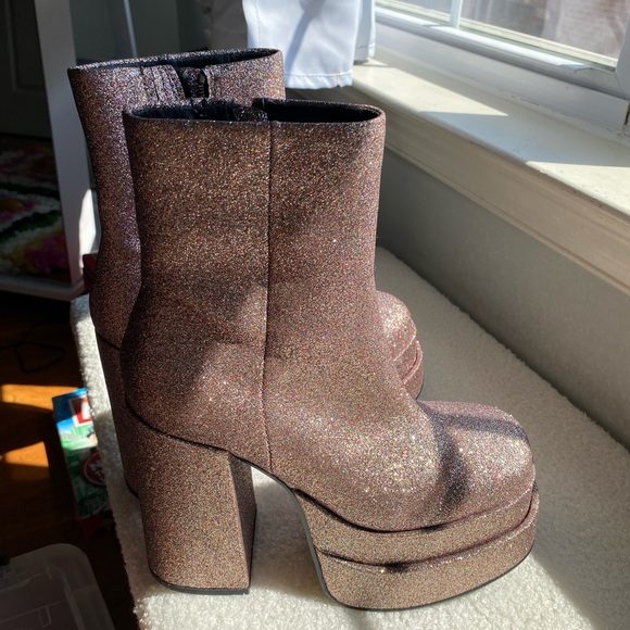 Steve Madden Glitter booties - Picture 6 of 8